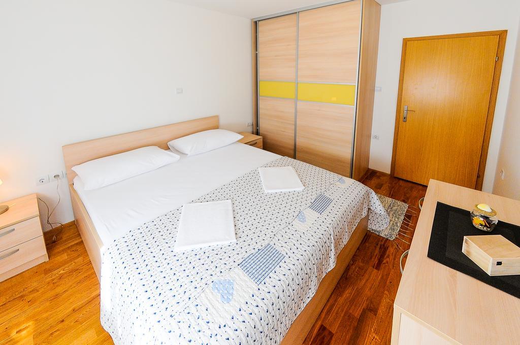 Apartments Rajic Split Exterior photo